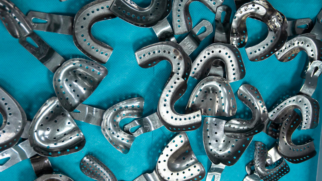 Sturdy Steel Brackets for Elegant Home Organization