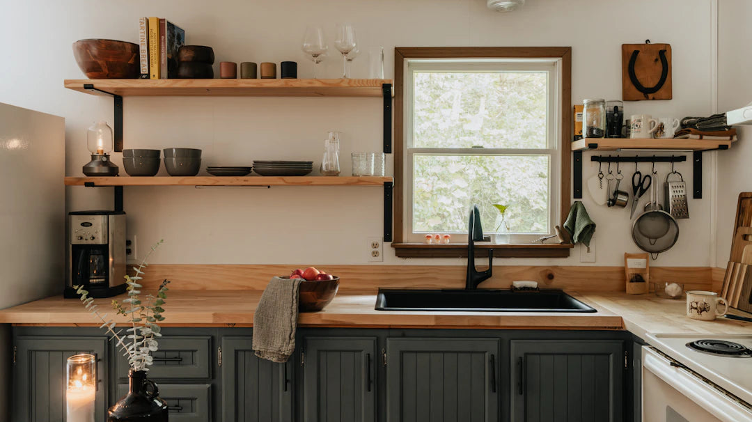 Maximize Your Kitchen Efficiency with Smart Organizing Tips