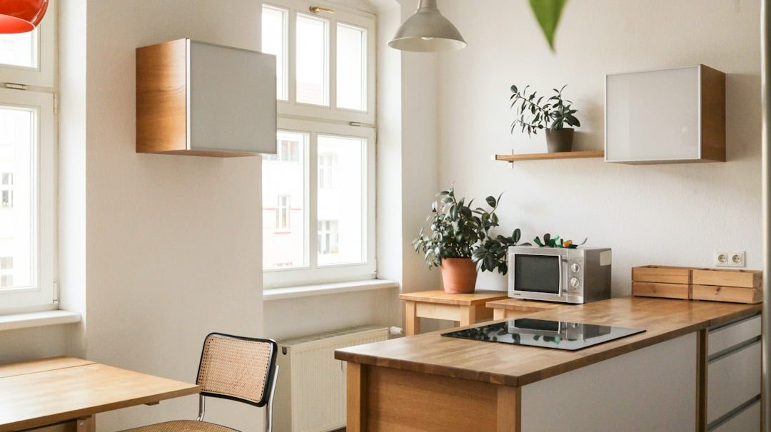 Create a Minimalist Kitchen: Organization Tips for a Clutter-Free Space