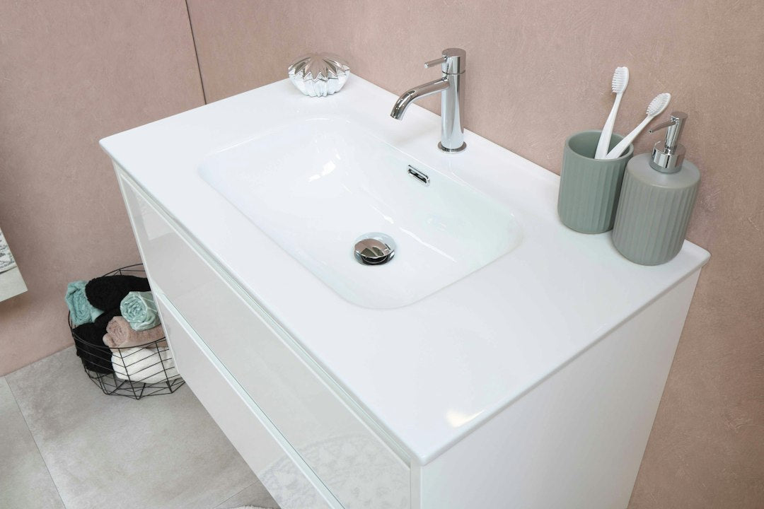 Organize Your Bathroom Like a Pro: 10 Tips for a Tidy Space