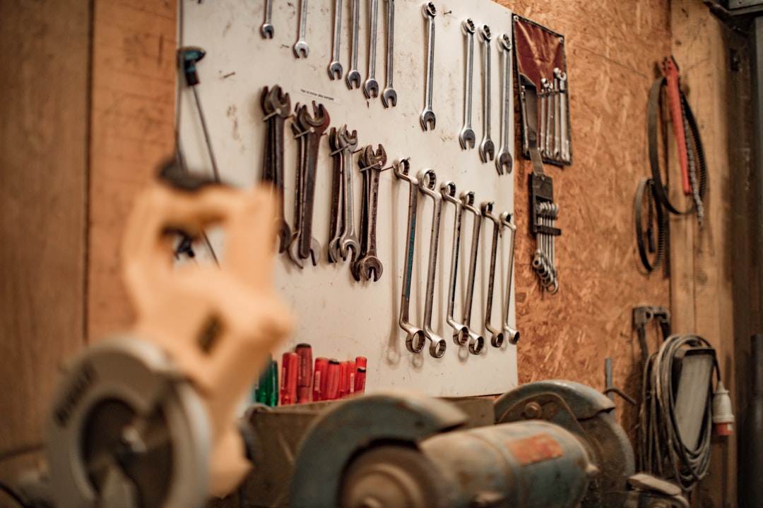 Transform Your Garage with the Best Tools for Garage Organization