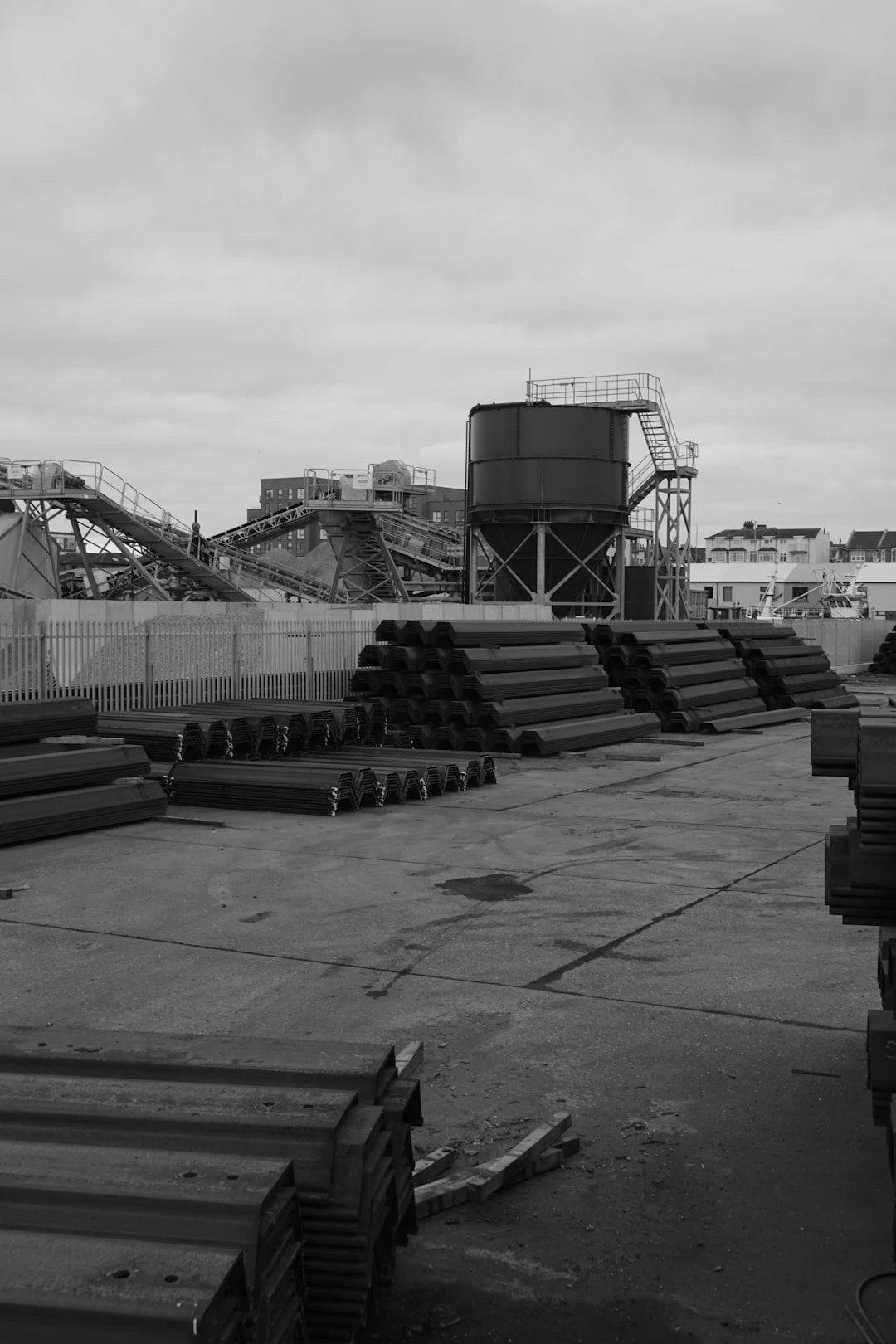 Reliable Heavy Duty Steel Brackets for Shelving Support