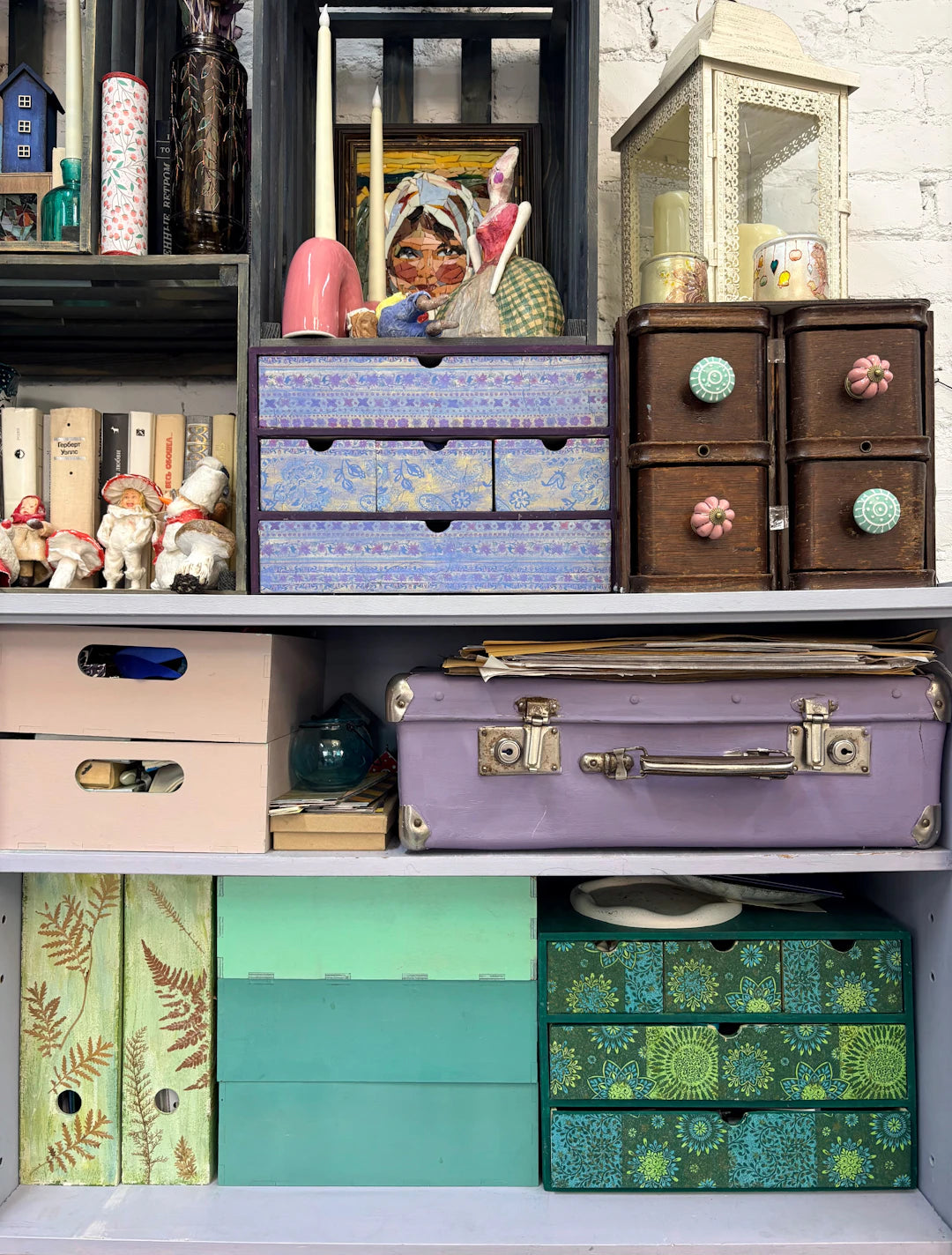 Maximize Space with Under Shelf Storage Solutions